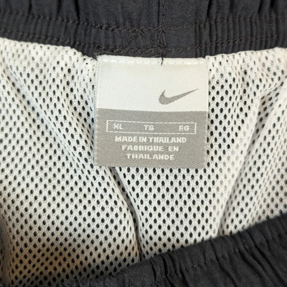 Nike Vintage Silver Tag Swim Trunks Black‎ Mesh Lined Y2K Shorts XL